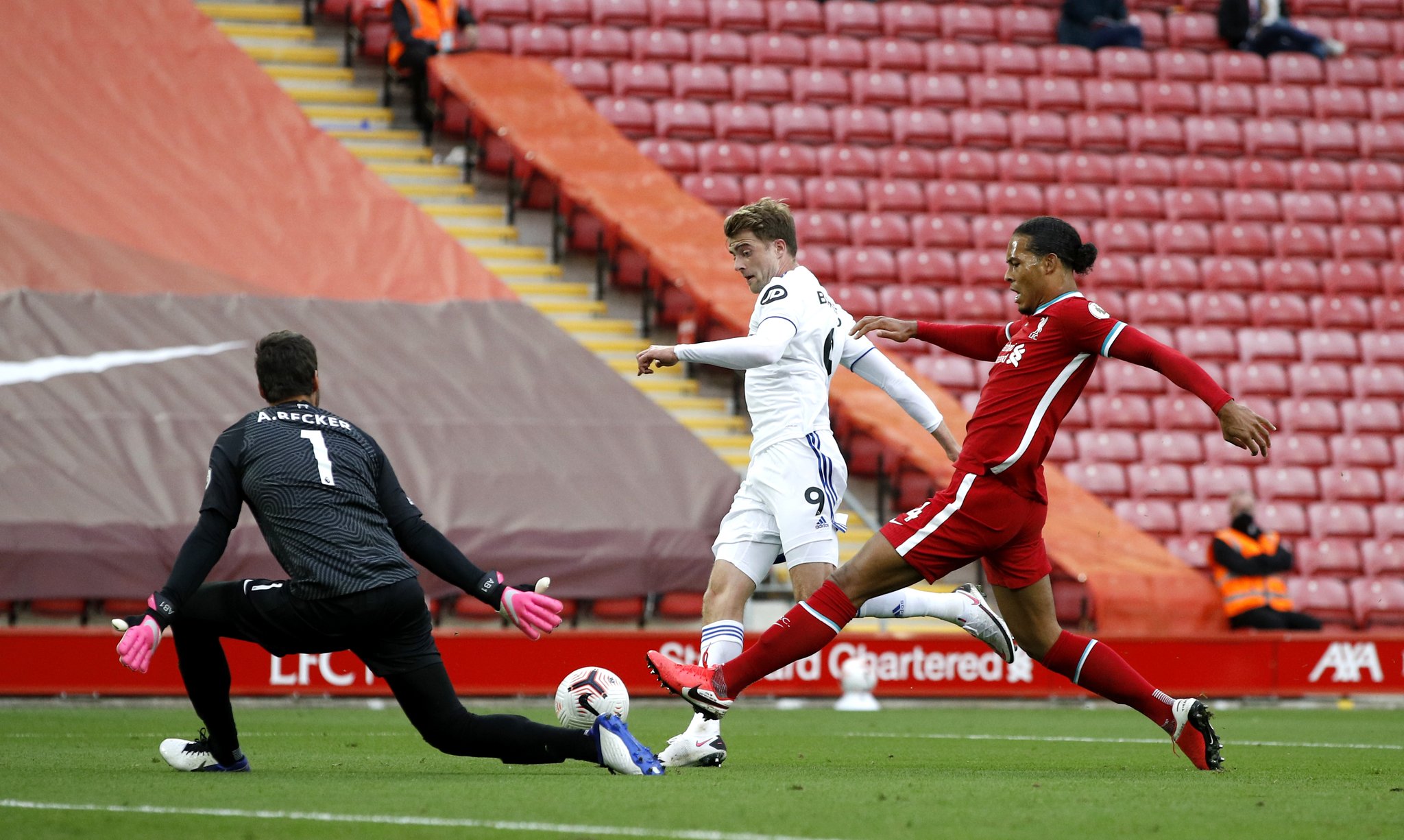 似的案例屡 似的案例屡